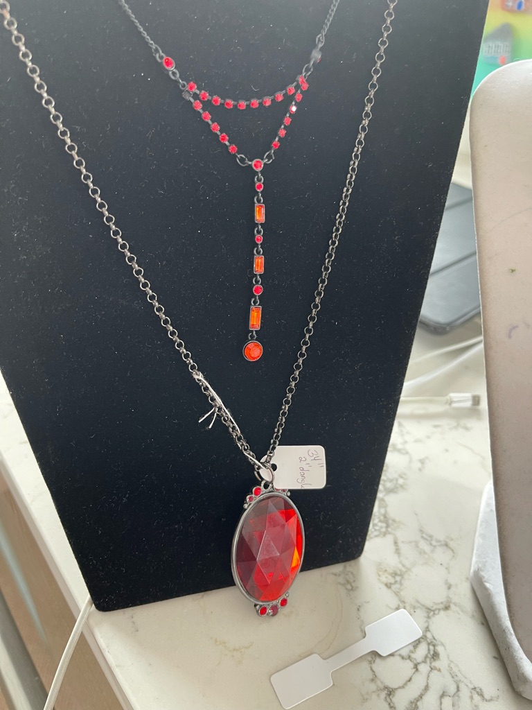 Red Faceted Pendant Necklace And Second Piece - Women's Jewelry